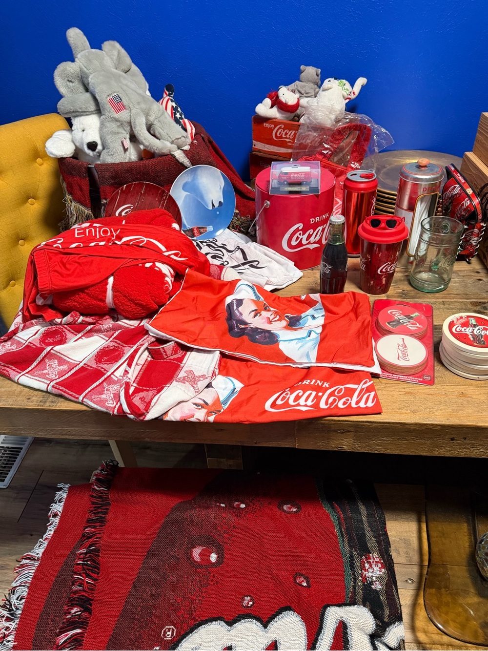 Coca-Cola Bundle - Picture 11 of 12